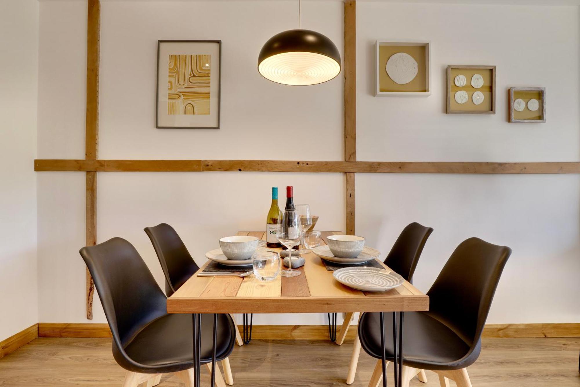 The Owl Barn Wiltshire - Flint Apartment